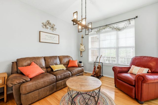 370 Shores Parkway, Rogersville, MO 65742