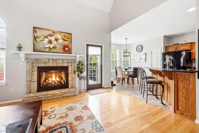 370 Shores Parkway, Rogersville, MO 65742