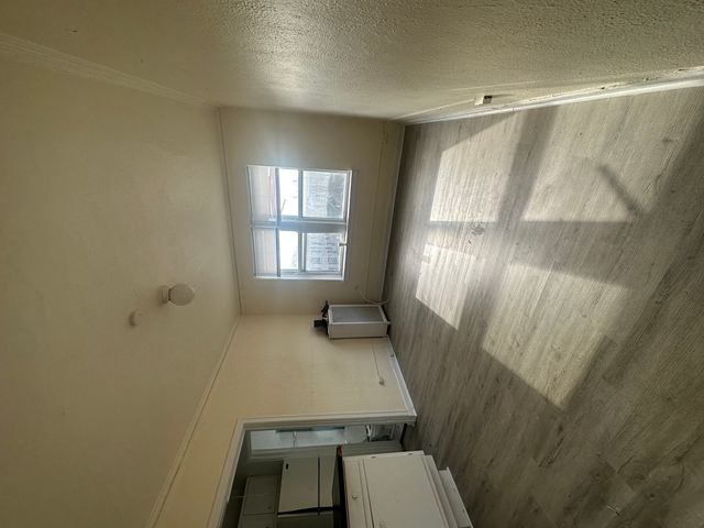 633 W Deming Place 203, Chicago, IL 60614