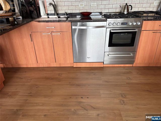 3 Horizon Road 618, Fort Lee, NJ 07024