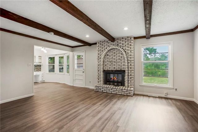 12629 Sycamore Avenue, Grandview, MO 64030