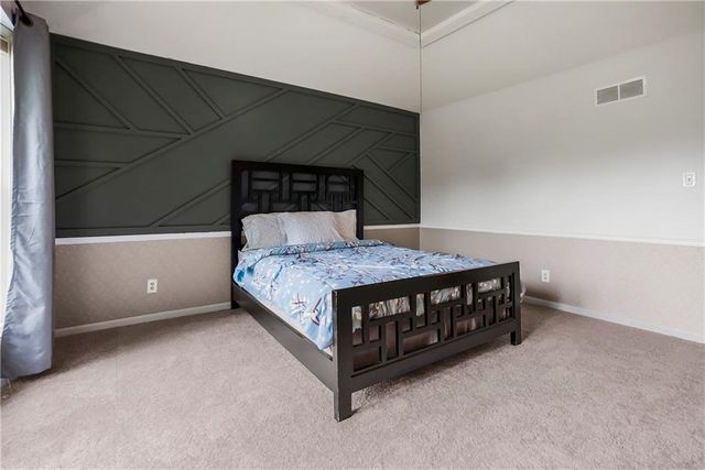 12629 Sycamore Avenue, Grandview, MO 64030