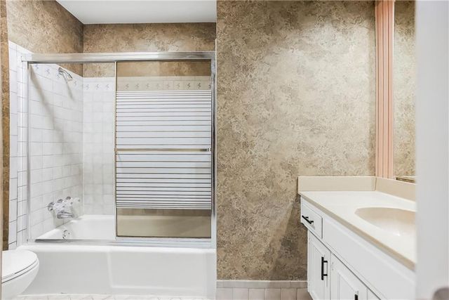 12629 Sycamore Avenue, Grandview, MO 64030