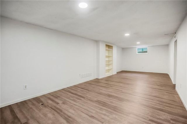 12629 Sycamore Avenue, Grandview, MO 64030