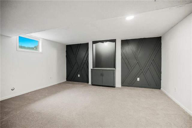 12629 Sycamore Avenue, Grandview, MO 64030