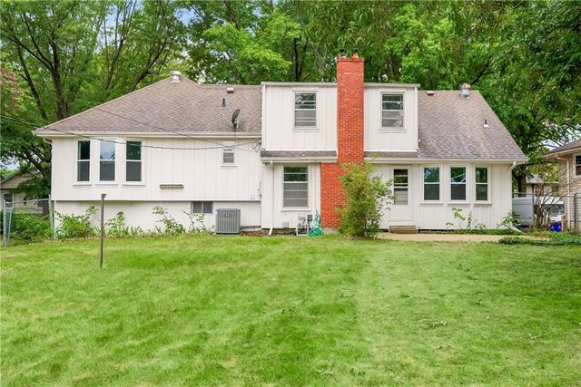 12629 Sycamore Avenue, Grandview, MO 64030