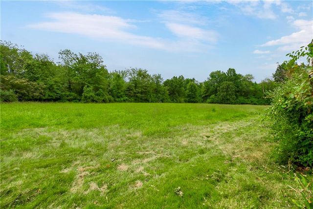 12629 Sycamore Avenue, Grandview, MO 64030