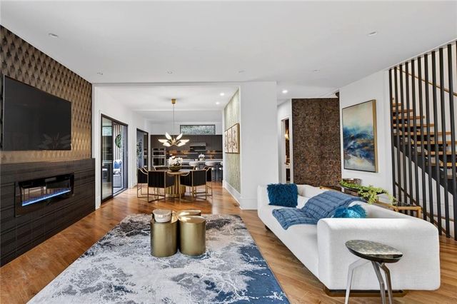 345 Pinecrest NE Road, Atlanta, GA 30342