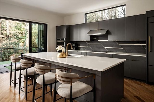 345 Pinecrest NE Road, Atlanta, GA 30342