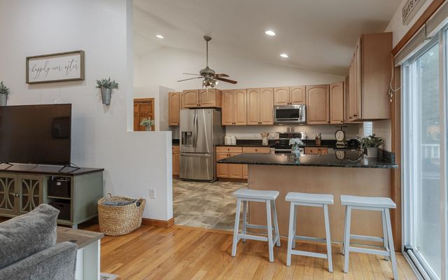 430 Huckle Hill Road, Vernon, VT 05354