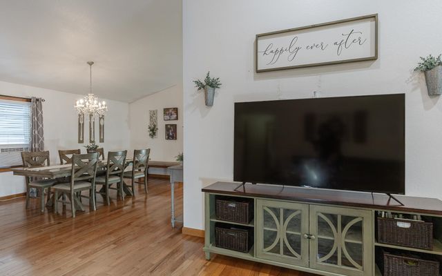 430 Huckle Hill Road, Vernon, VT 05354