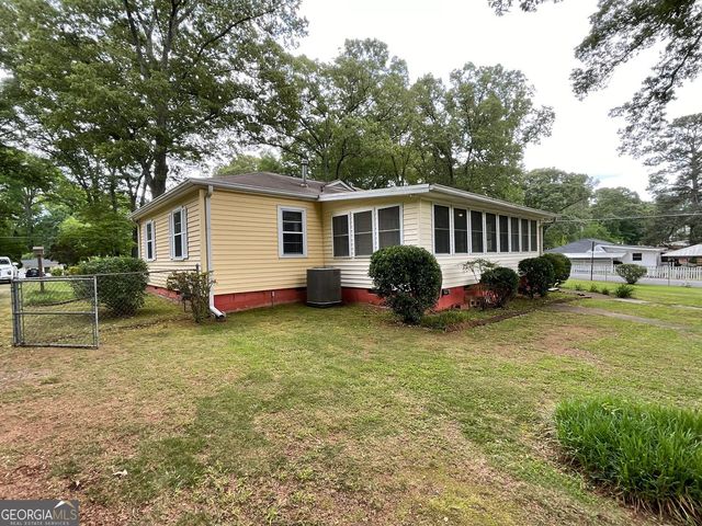 5760 Brenda Drive SW, Mableton, GA 30126