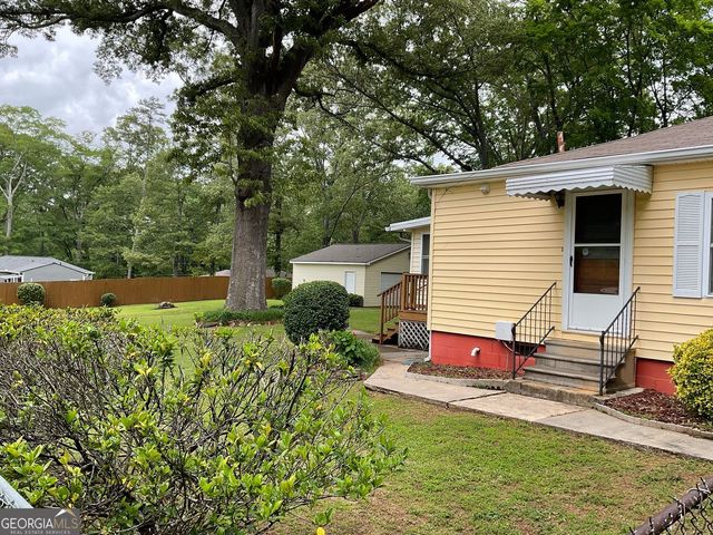 5760 Brenda Drive SW, Mableton, GA 30126