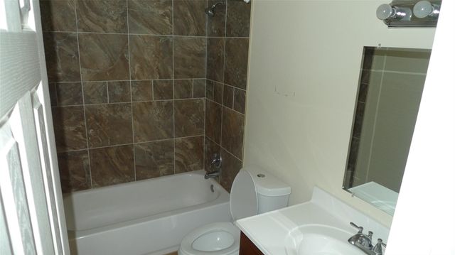 16111 Aspenglen Drive 103, Houston, TX 77084