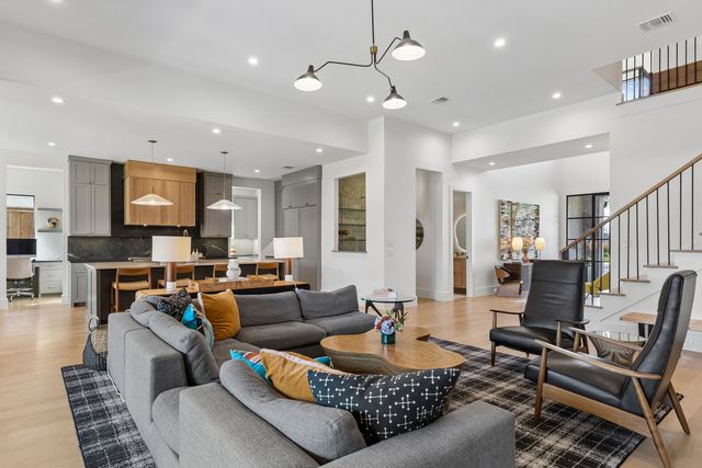4046 Clover Lane, Dallas, TX 75220