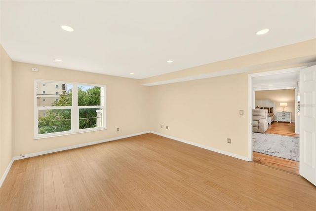 131 BLUFF VIEW DRIVE 401, Belleair Bluffs, FL 33770