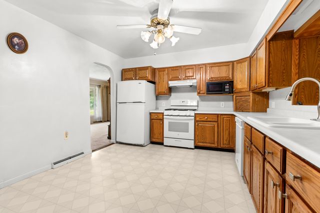 207 Snow Avenue, Battle Creek, MI 49037