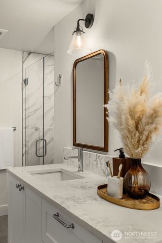 18843 168th Avenue NE, Woodinville, WA 98072