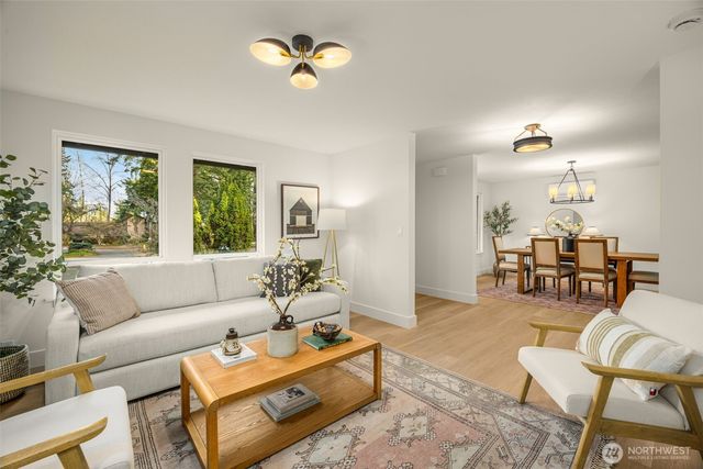 18843 168th Avenue NE, Woodinville, WA 98072