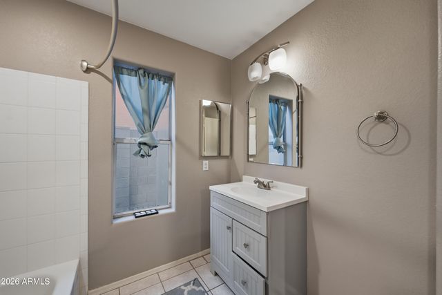 780 S PINEVIEW Drive, Chandler, AZ 85226