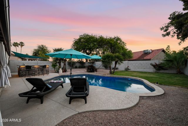 780 S PINEVIEW Drive, Chandler, AZ 85226