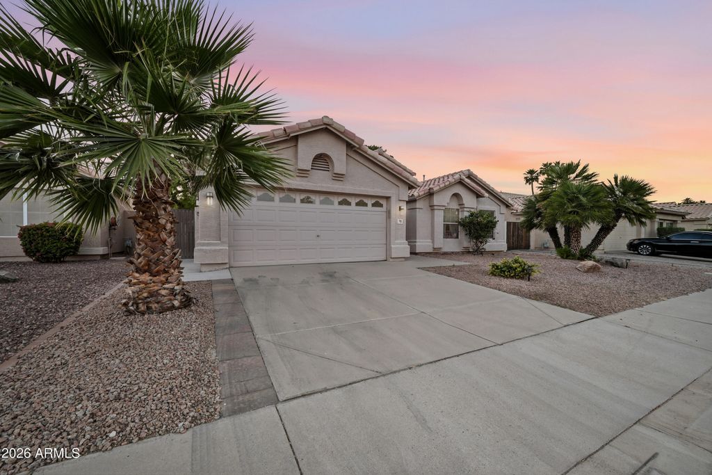780 S PINEVIEW Drive, Chandler, AZ 85226 — photo 2