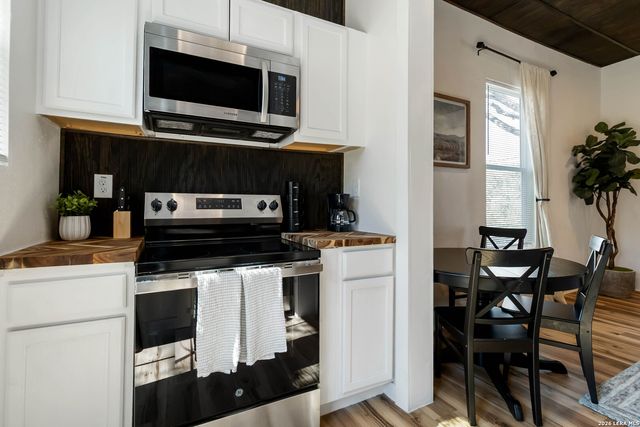 208 COLEMAN ST, San Antonio, TX 78208