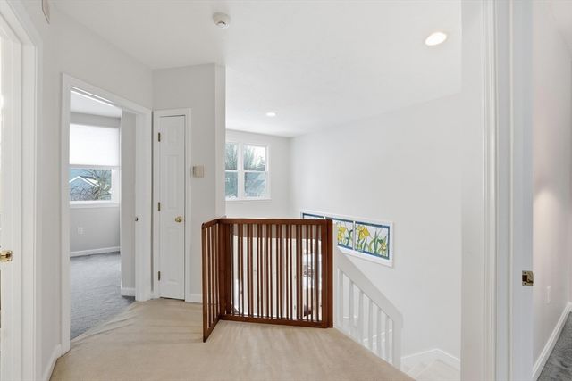 2 Grove St, Framingham, MA 01701