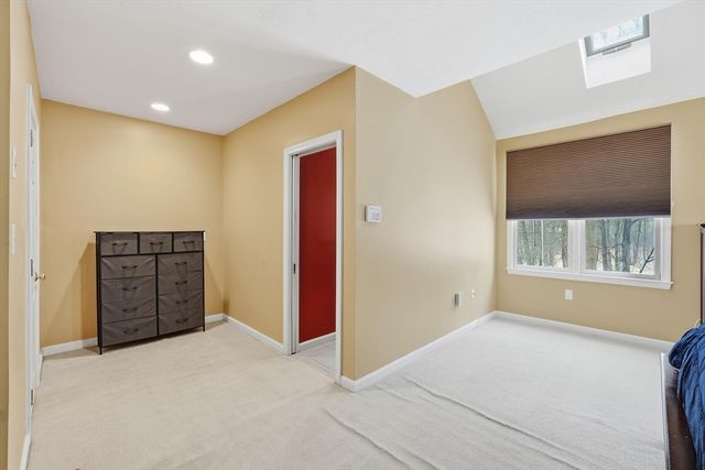 2 Grove St, Framingham, MA 01701