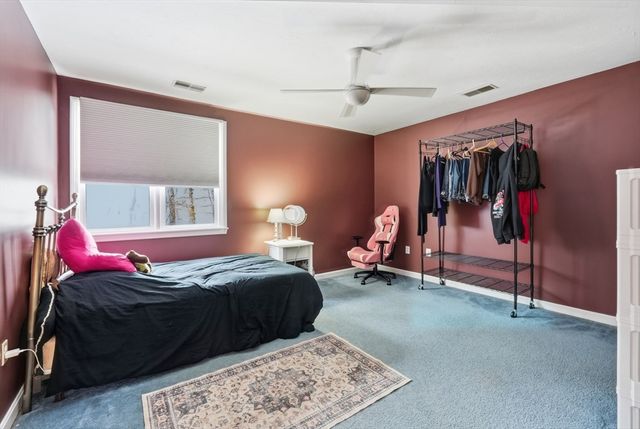 2 Grove St, Framingham, MA 01701