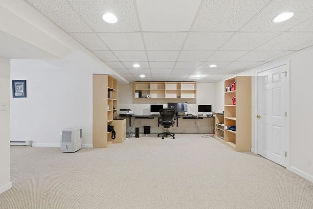 2 Grove St, Framingham, MA 01701