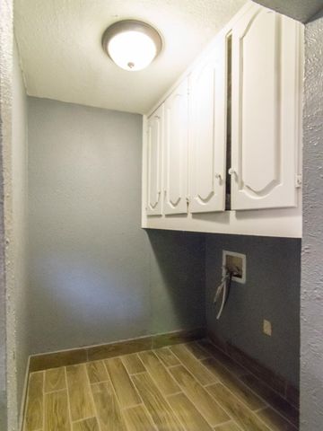 317 Valley Park Drive, Garland, TX 75043