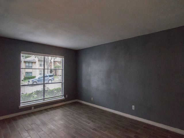 317 Valley Park Drive, Garland, TX 75043