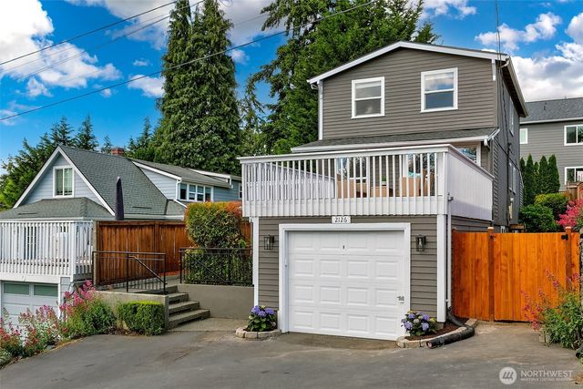 2126 N 86th Street, Seattle, WA 98103