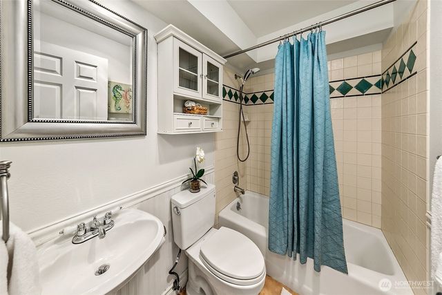 2126 N 86th Street, Seattle, WA 98103