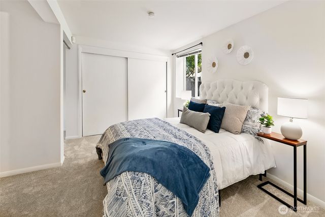 2126 N 86th Street, Seattle, WA 98103