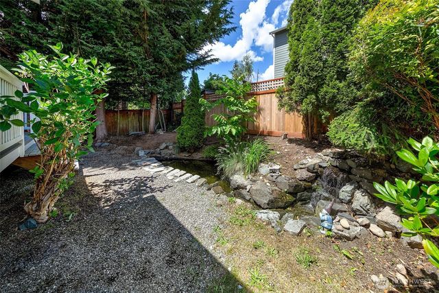 2126 N 86th Street, Seattle, WA 98103