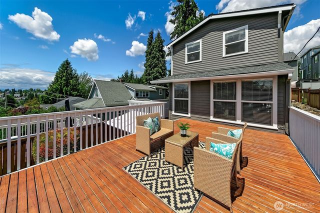 2126 N 86th Street, Seattle, WA 98103