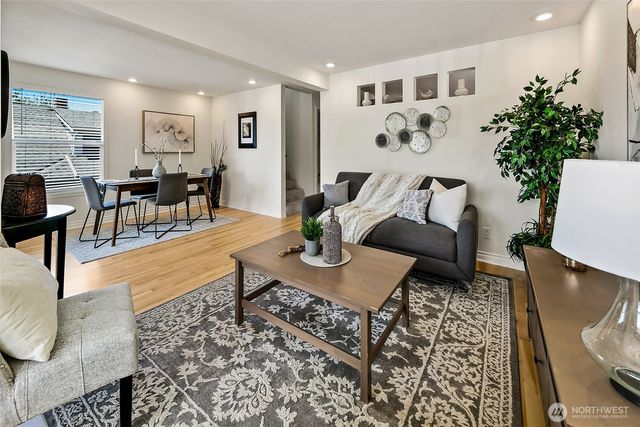 2126 N 86th Street, Seattle, WA 98103