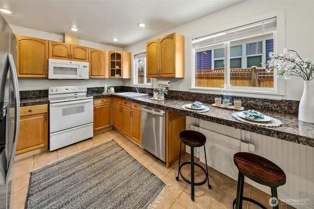 2126 N 86th Street, Seattle, WA 98103