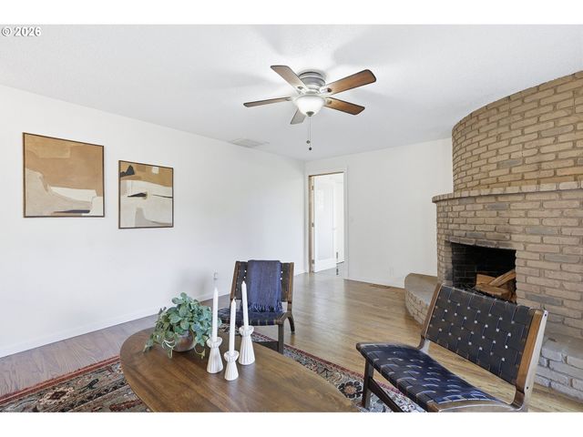 13525 Sw 24TH St, Beaverton, OR 97008