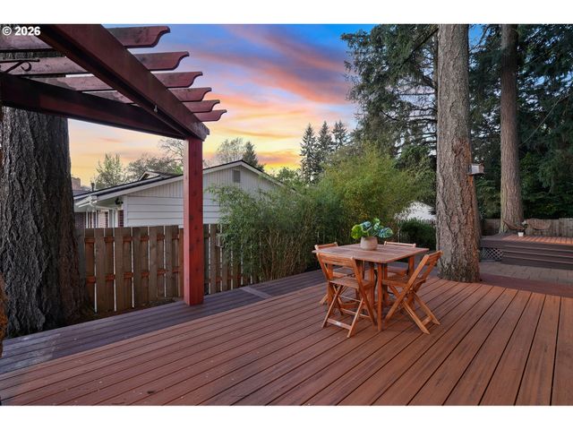 13525 Sw 24TH St, Beaverton, OR 97008