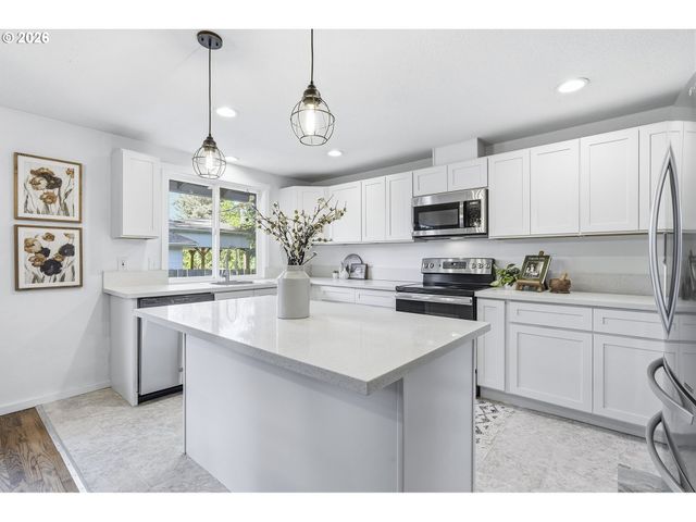 13525 Sw 24TH St, Beaverton, OR 97008