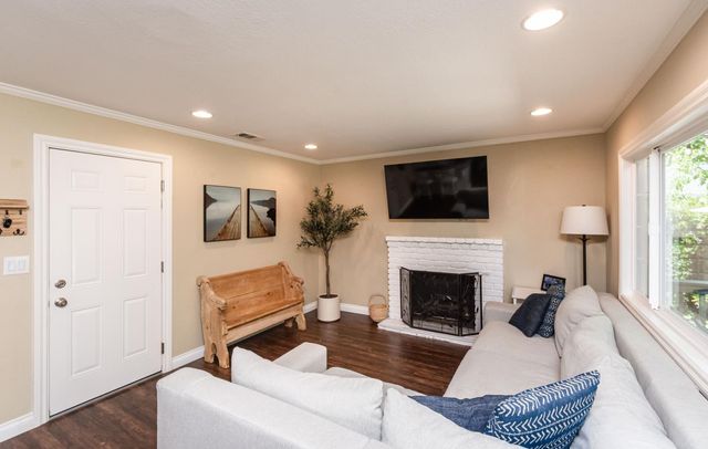 8377 Seeno Ave, Granite Bay, CA 95746