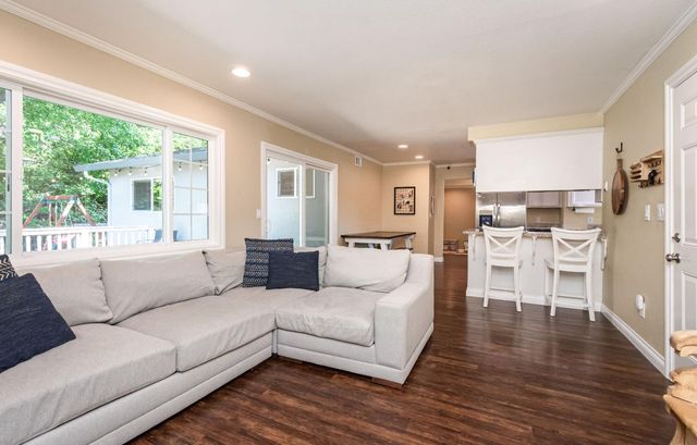 8377 Seeno Ave, Granite Bay, CA 95746