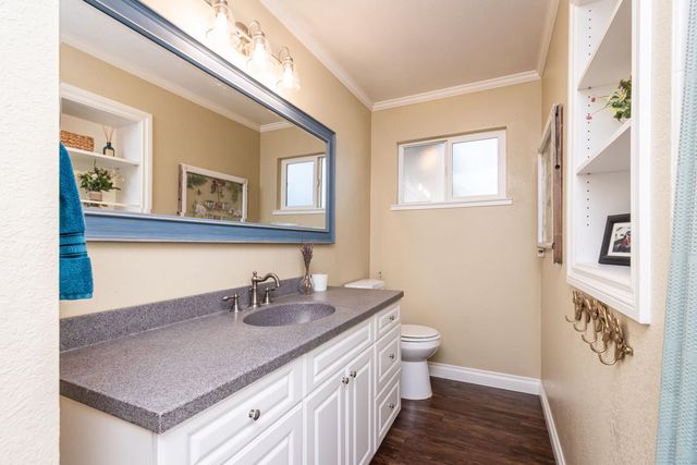 8377 Seeno Ave, Granite Bay, CA 95746