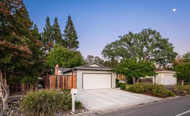 8377 Seeno Ave, Granite Bay, CA 95746