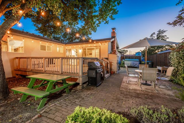 8377 Seeno Ave, Granite Bay, CA 95746