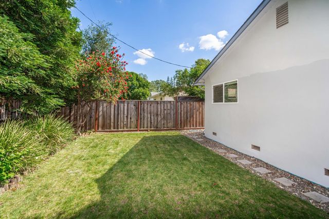 8377 Seeno Ave, Granite Bay, CA 95746