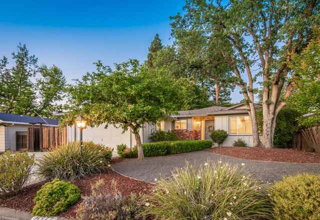 8377 Seeno Ave, Granite Bay, CA 95746